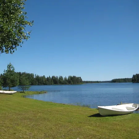 Loma-asunnot Rinnepelto 7 *
